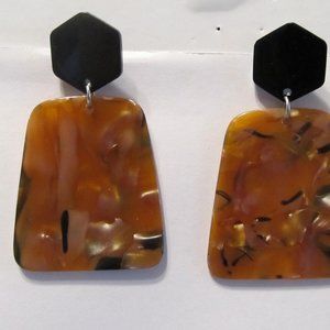 5-piece Older Paparazzi Acrylic earrings-multicolored